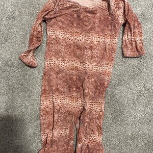 Kate Quinn 0-3m Long Sleeve Romper